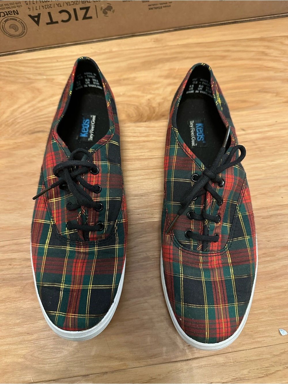 Keds women’s vintage Plaid Canvas Sneakers Red & Green US 8.5 rare